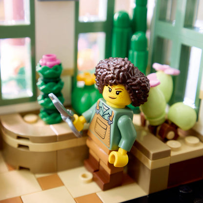 LEGO® 21353 Ideas The Botanical Garden